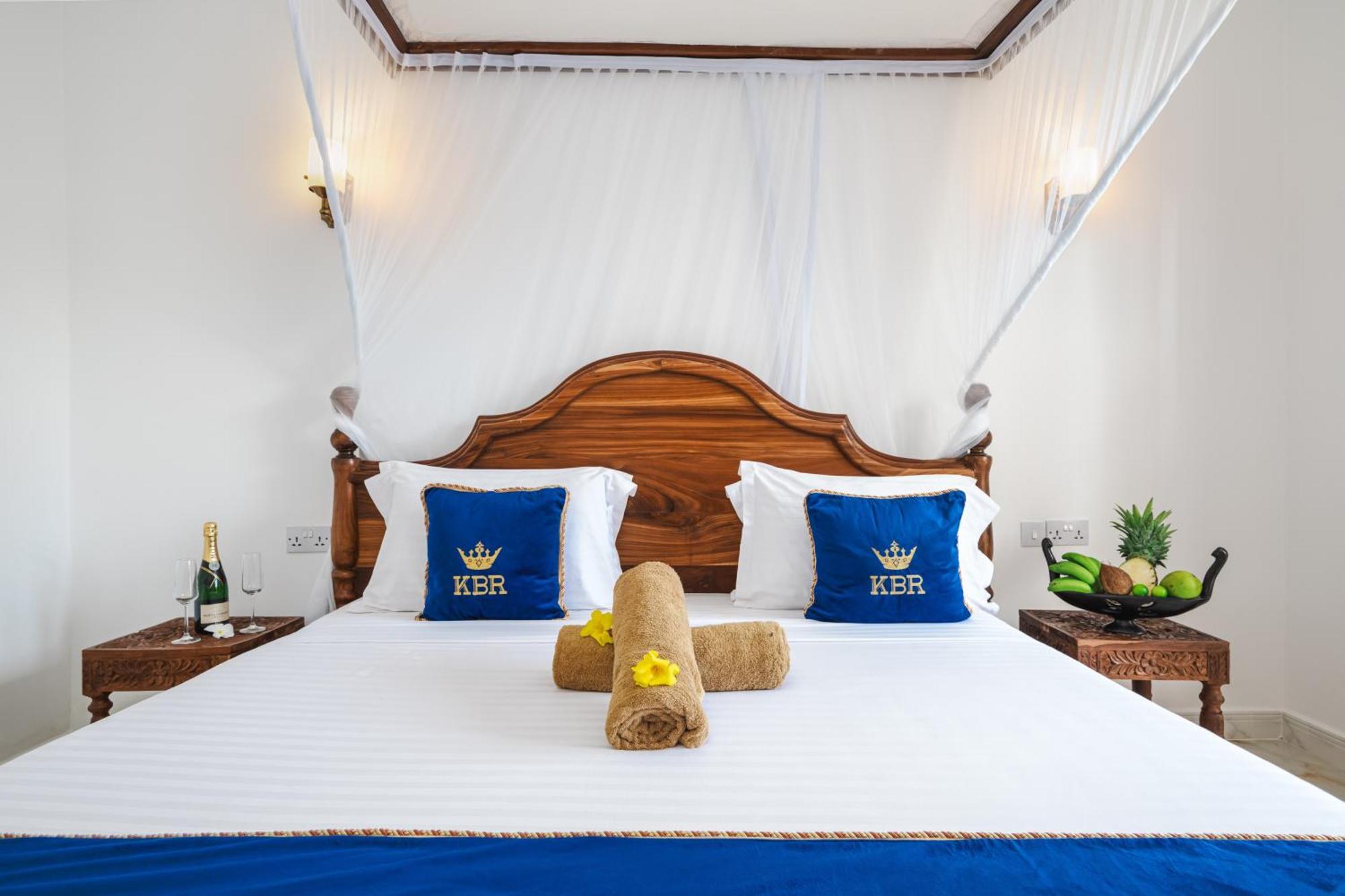 Karibu Beach Resort 퐁궤 외부 사진