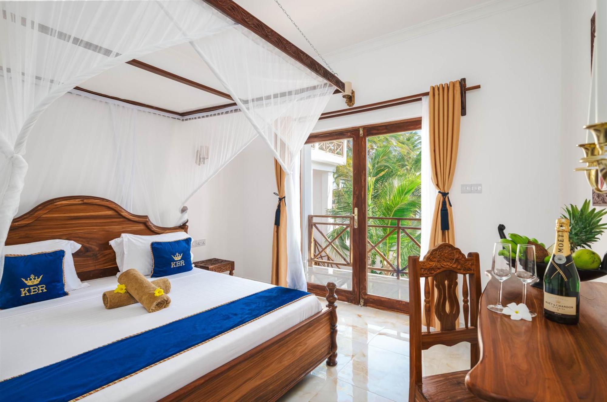 Karibu Beach Resort 퐁궤 외부 사진